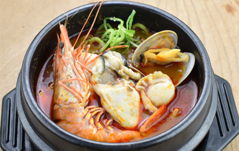 三肉屋［カルビ丼・純豆腐］| さんセンタープラザ ～ SAN CENTER PLAZA ～